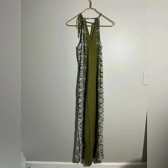 O'Neill Olive and Floral Maxi Dress - Picture 3 of 8